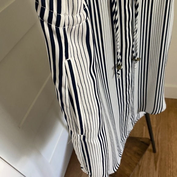 Striped Casual Dress - Picture 4 of 5